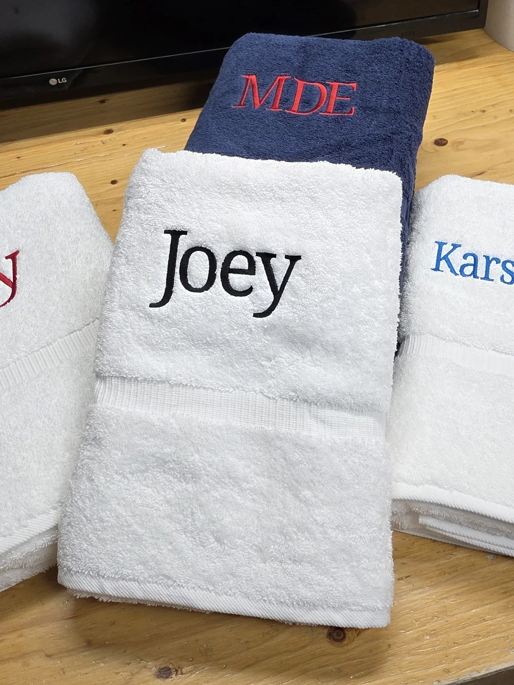 Personalized White Bath Towel with Black Embroidery - Custom Name